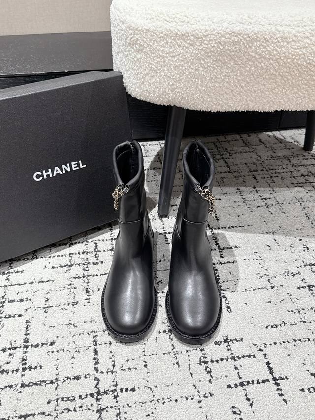 Top-tier version Chanel 25 Fall/Winter latest hot-selling chain pendant ankle bo