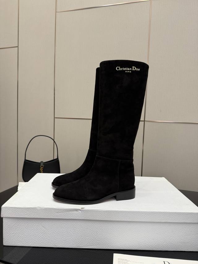 Di*R Autumn/Winter New Arrival - A genuine 1:1 replica of the original! Features