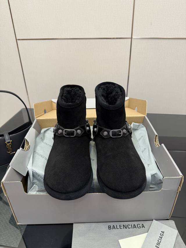 Balenciaga 2025 Fall/Winter New Belt Buckle Rivet Snow Boots are absolutely stun