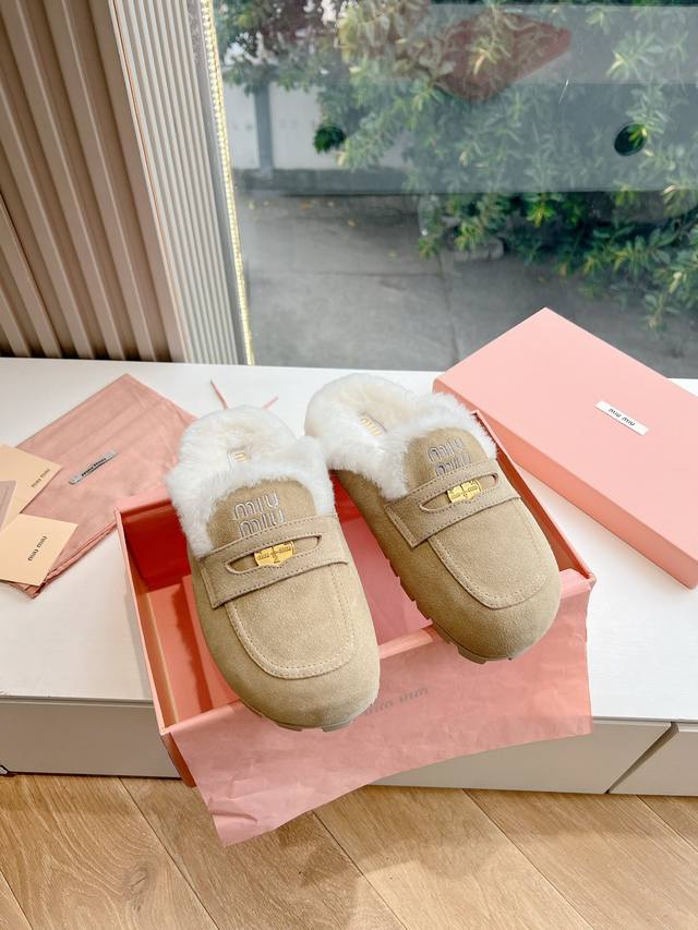 Embroidered Logo 0286 In Stock Miu Miu Platform New British Style Closed-Toe Fur