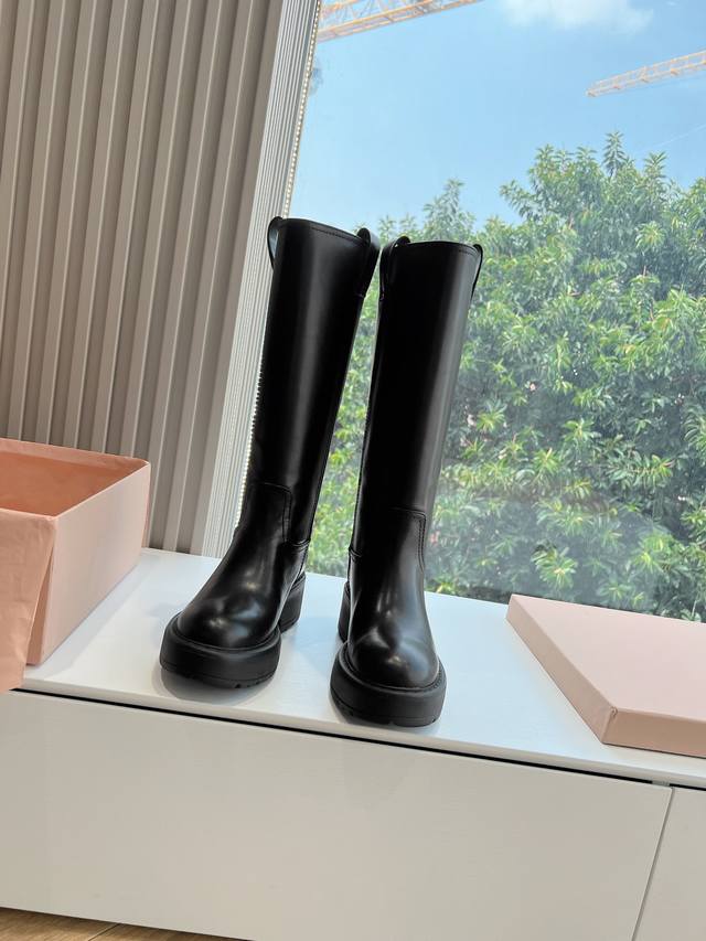 G0286 Exclusive First Release: Miu Miu Platform Over-the-Knee Riding Boots for W