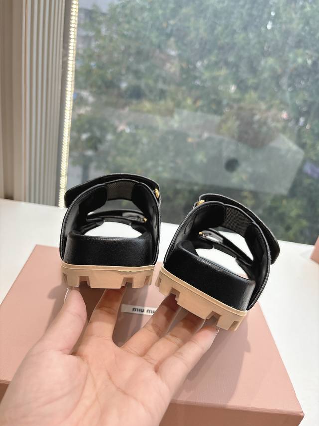 What you see is what you get G0286 Exclusive New Arrival: Miu Miu 2025 Spring/Su