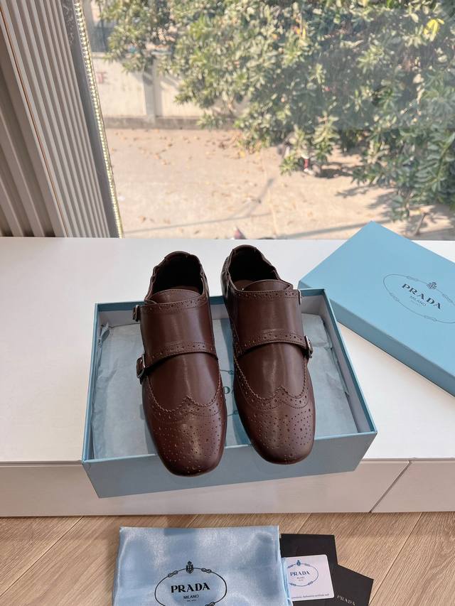 What you see is what you get G0286 Top Quality Prada* 25Ss Prada Runway Retro Ta