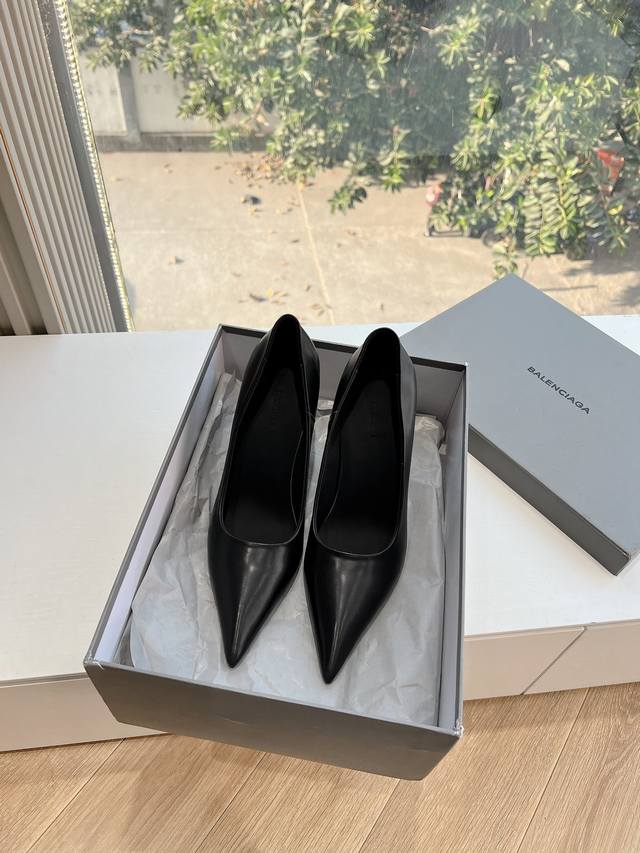 What you see is what you get G0286Balencia*A25Ss Featured style: uniquely shaped