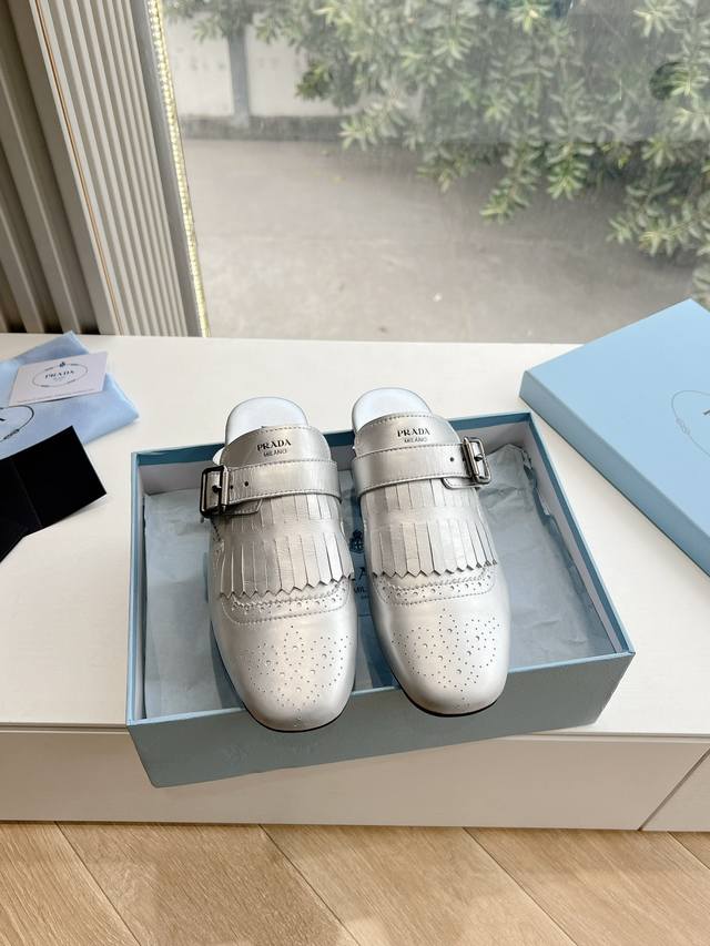 G0286 Top Quality Prada 25Ss Retro Tassel Half-Slippers, a Hot Selling Item! Run