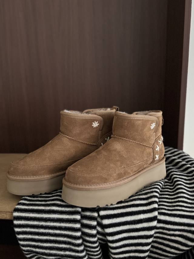 Ugg Korean Style Embroidered Snow Boots Perfect for Autumn/Winter! Who can resis