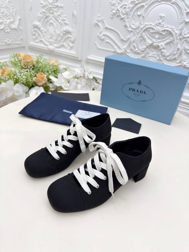 Prada 225 Spring/Summer New Arrival: Mary Jane Shoes! A dazzling item from the P