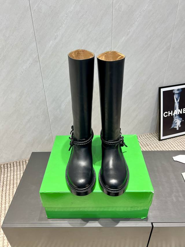 Factory Exclusive Top-Tier Version Botteg*A Venet*A2025Vs Autumn/Winter's Latest