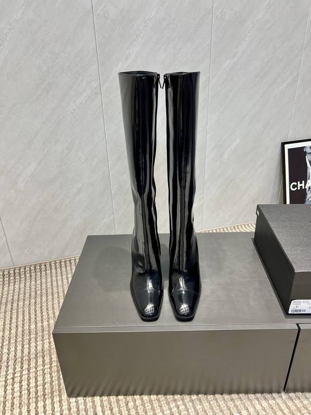 Factory Exclusive Top-Tier Version Sain*T Lauren*T Saint Laurent 2025 Early Autu