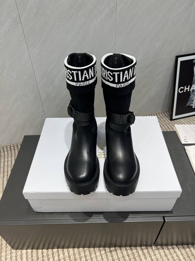 Factory direct: Exclusive top-tier version of socks. Dior 2025 VS Early Autumn C