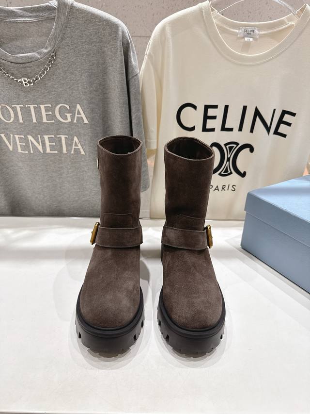 High-quality Prada F034 2025Ss latest triangle buckle thick-soled mid-calf Marti