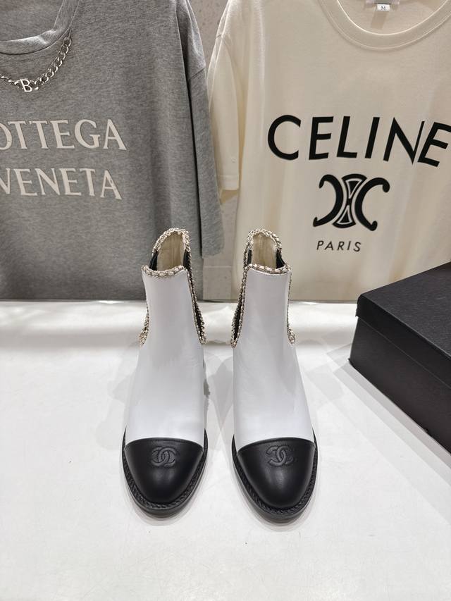 High-quality factory-made Chanel F015 2025 Autumn/Winter Chelsea high-heeled ank