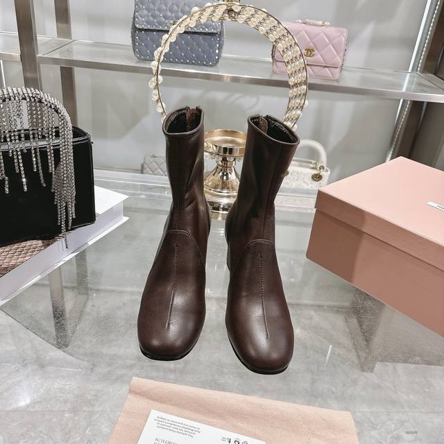 Factory direct Miu Miu 25Ss Autumn/Winter New Chunky Heel Long Boots Runway styl