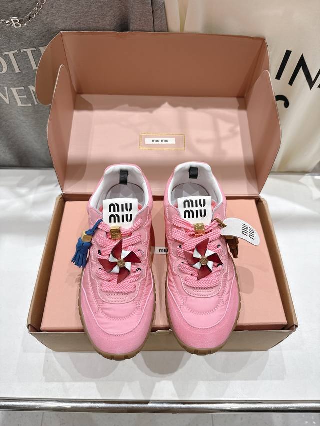 Top-quality factory direct with shipping box. Miu Miu F028 2025Ss latest thick-s