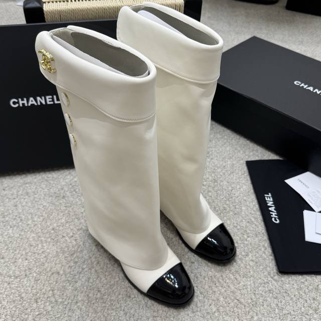 Hot Selling Boots Chanel 25 Fall/Winter Latest Runway Style Riding Pants Boots T