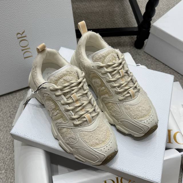 New color Dior Chrono (high-end version). Original design with a brand new TPU P