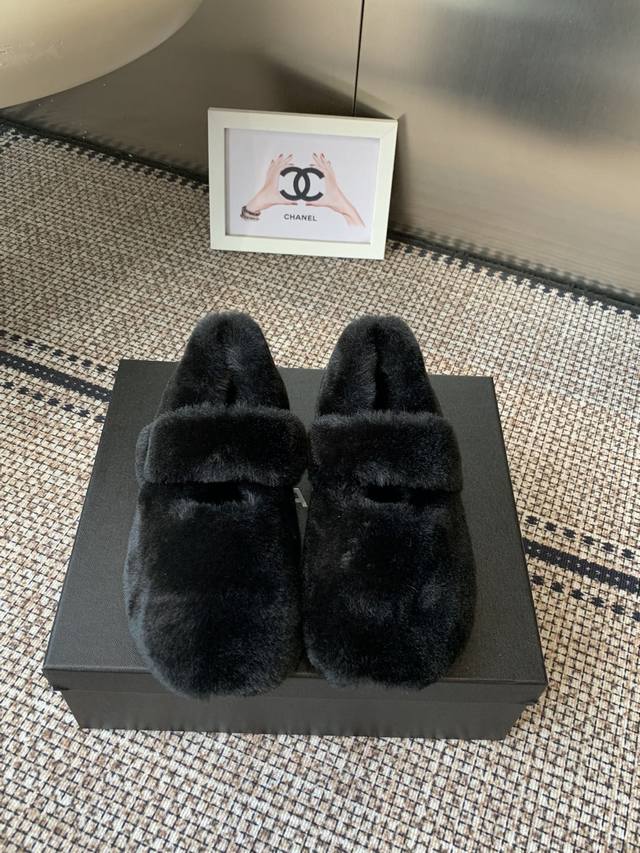 Chanel 25Ss Autumn/Winter New Wool Mary Janes. These fluffy Mary Janes are absol