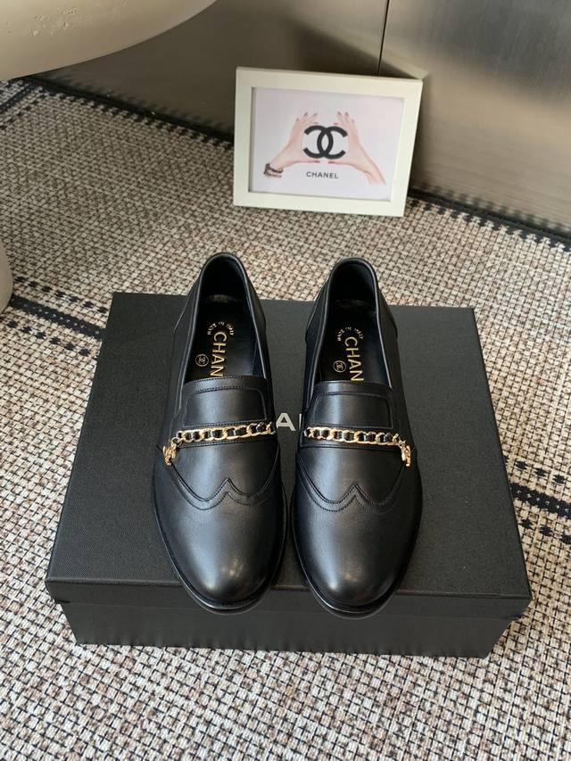 Chanel 25Ss New Chanel Buckle Half-Slip Loafers - A must-have for autumn and win