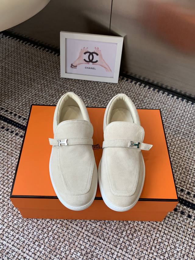 Women's & Men's Hermes Classic H Loafers Couple Style. Timeless British retro de