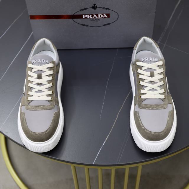 Brand: Prada Standard Sizes: 38-44, 45 (Custom Made) Grade: Same as Official Web