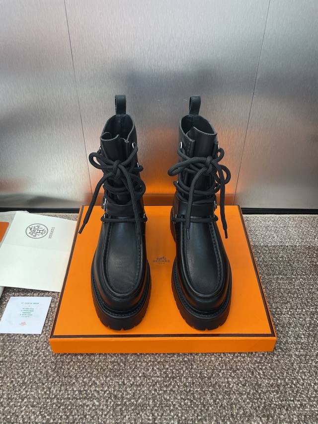 Factory direct price. Dongguan-made Hermes 2025 Autumn/Winter new Land punk styl