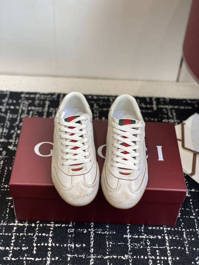 High-quality Gucci Shift 2026 runway collection couple's German-style thin-soled