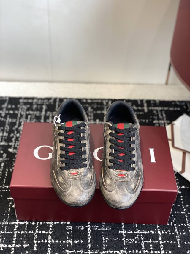 High-quality Gucci Shift 2026 runway collection couple's German-style thin-soled