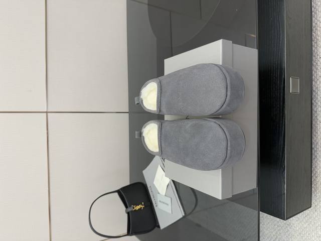 Balenciaga 25Ss Fall/Winter New Thick-Soled Mule Furry Slippers Lightweight and