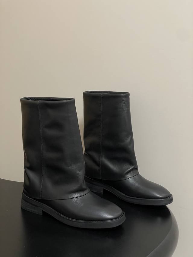 Miista 25Ss Autumn/Winter New Style Ouyang Nana's Same Style Ankle Boots, Wide-T