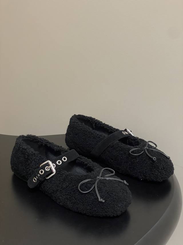 25Ss Autumn/Winter New Miu Miu Mary Jane Sheepskin Ballet Flats These sheepskin