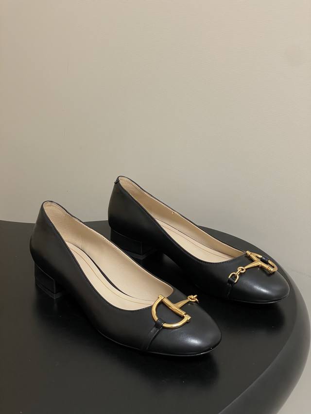 25Ss Early Autumn New Gucci Mary Jane Shoes with Horsebit Buckle, Patent Leather