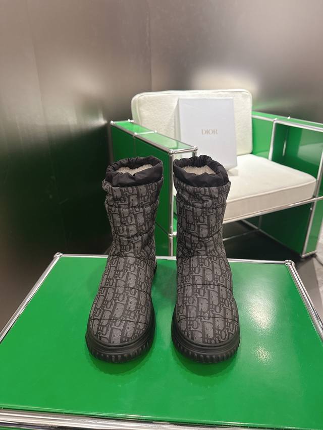 Top-tier version K020 Dior 2025 Autumn/Winter New Warm Down Boots, Furry Boots,