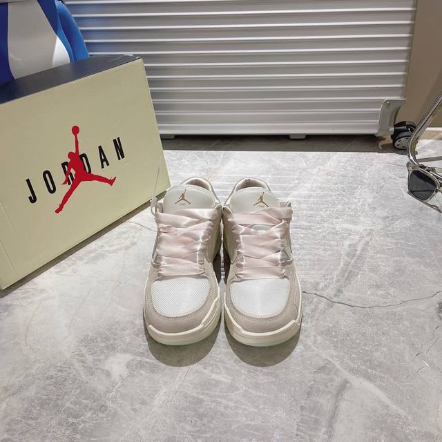 Aj1Mid Low-Top - Top-tier quality! Tiffiny Blue - The only genuine version on th