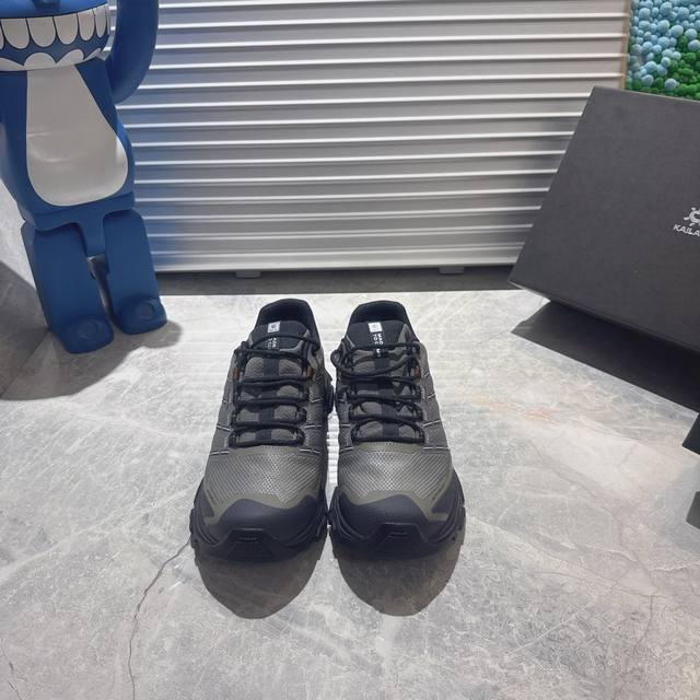 Factory Direct Kailas Expedition 5 Ebony Grey Trail Running Shoes. The upper fea