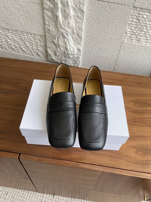 Top Version: The Row 25Ss Spring/Summer New Square Toe Flat Casual Loafers This