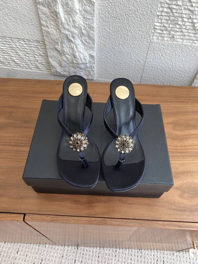 Top-tier version: Saint Laurent 25Ss Summer New Arrival Rhinestone Sunflower Fli