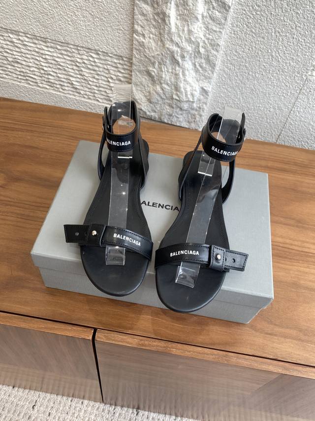 Top Version: Balenciaga 25Ss Summer New Arrival One-Strap Buckle Cross-Back Stra