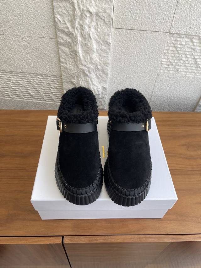 Top Version: Chloe 2025 Autumn/Winter New Nama Wedge Mule Slip-on Mule Furry Sho Top Version: Chloe 2025 Autumn/Winter New Nama Wedge Mule Slip-on Mule Furry Sho