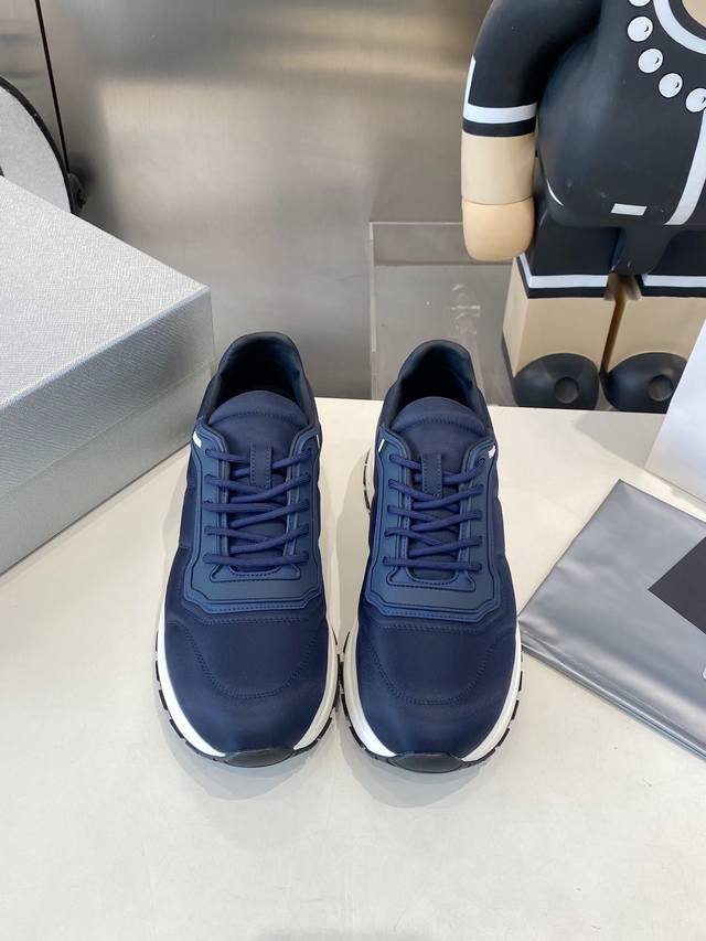 Factory direct Prada 1:1 replica men's shoes, best-selling style, same as offici