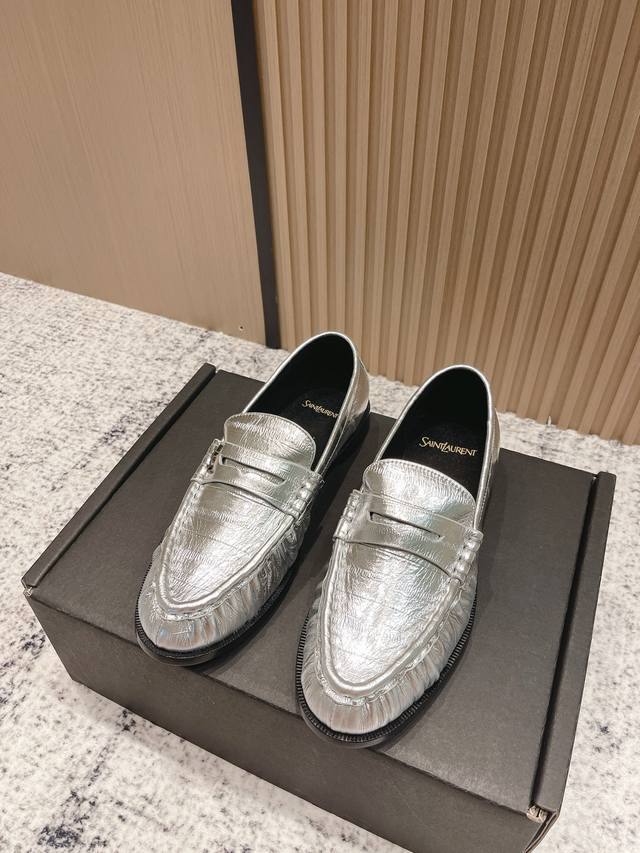 Top-tier version: Full-length Sain Laurent 2025 Early Spring New Arrival Le Loaf