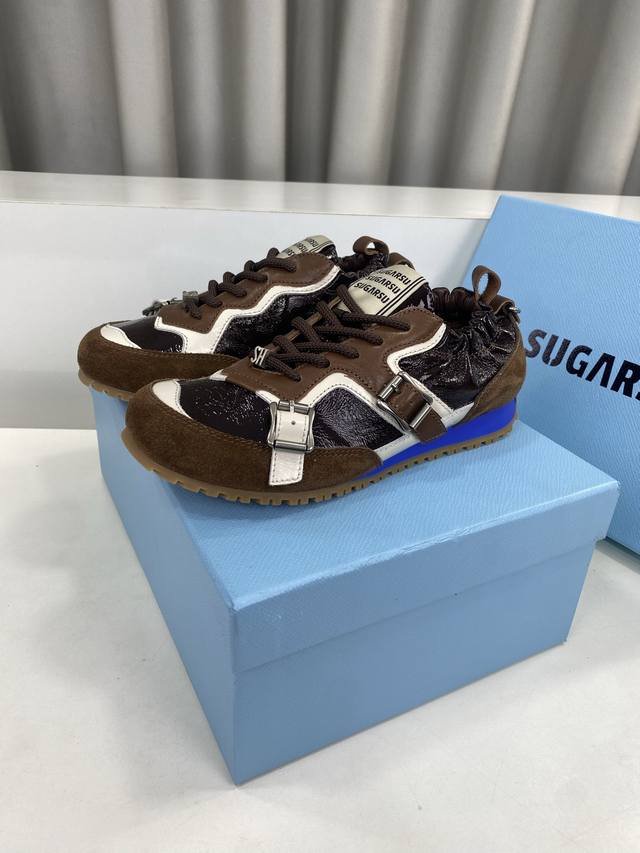 Sugarsu's latest hot-selling ballet-inspired color-blocked casual sneakers. The