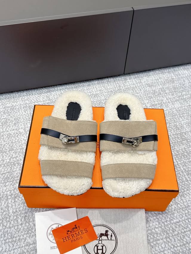 High-quality Hermes 25Ss latest autumn/winter Kelly slippers. Super versatile, s