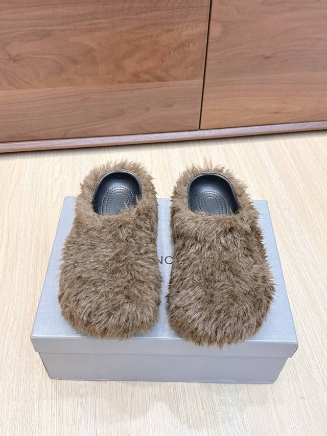High-quality Balenciaga 25Ss Fall/Winter new thick-soled wool slippers, couple s