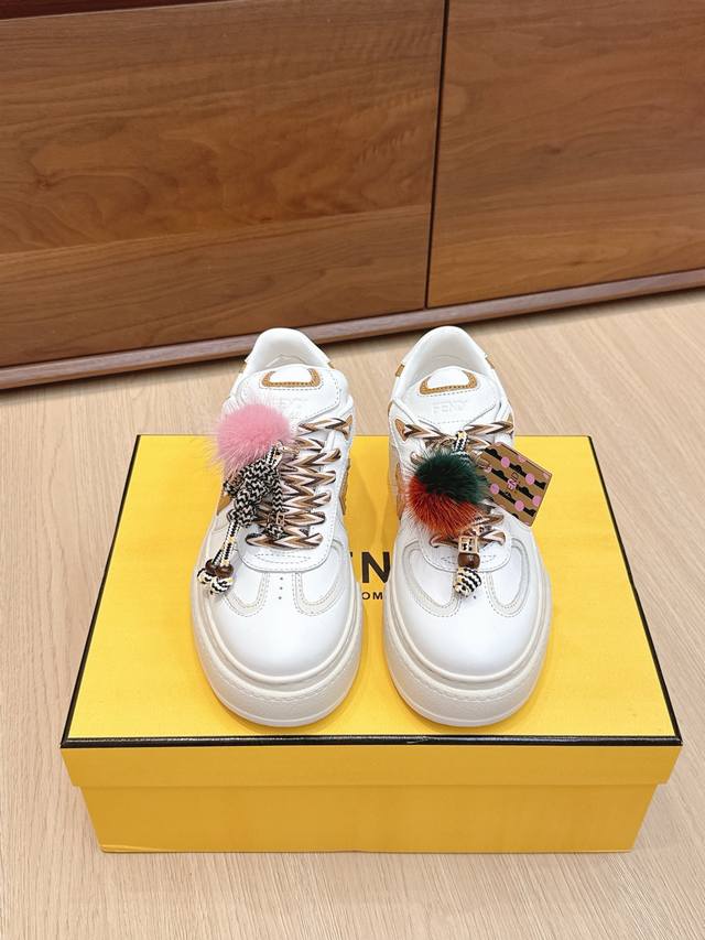 High-quality Fendi Match Platform new platform casual sneakers. The shoe shape i
