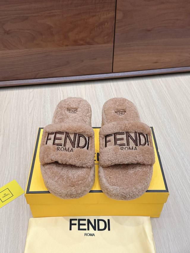 High-quality Fendi wool slippers (model number 225). New arrival! Inspired by th