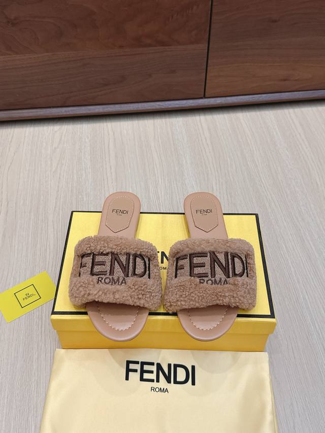High-quality Fendi wool slippers (model number 225). New arrival! Inspired by th