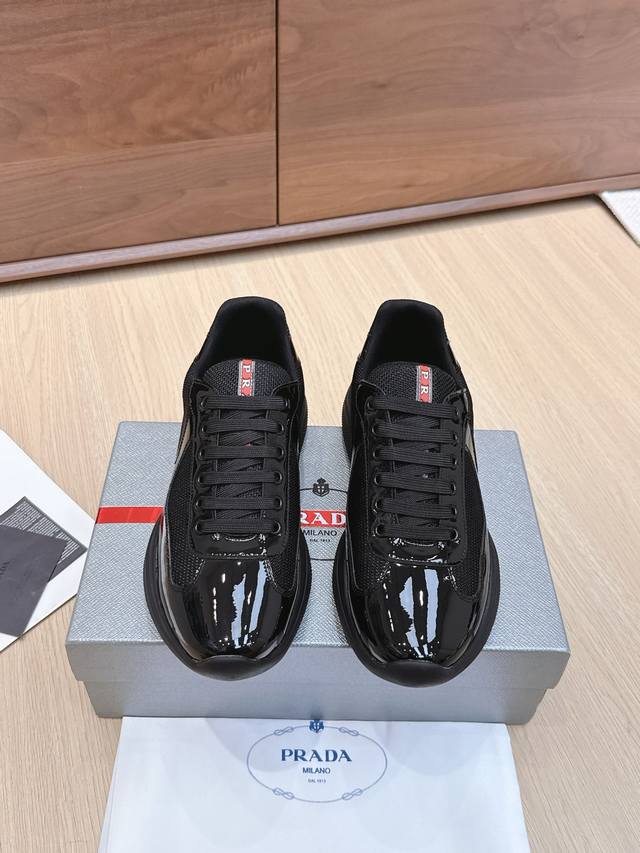 High-quality Prada America's Cup series patent leather mesh casual sneakers. Ori