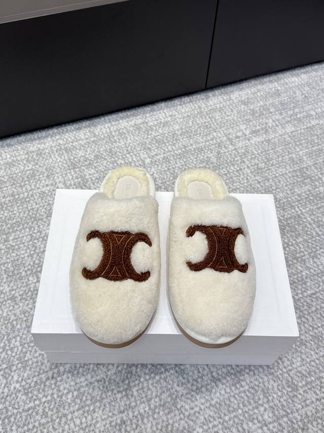 High-quality Celine 25Ss Fall/Winter slip-on wool sandals (Ddd). This season's C