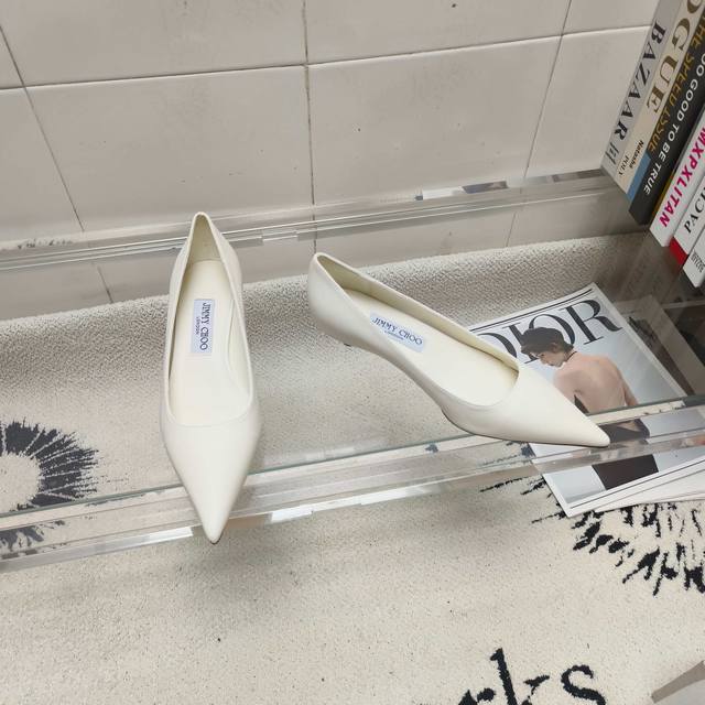 Jimmy Choo Amelia series high heels, crafted from sheepskin leather, cleverly bl