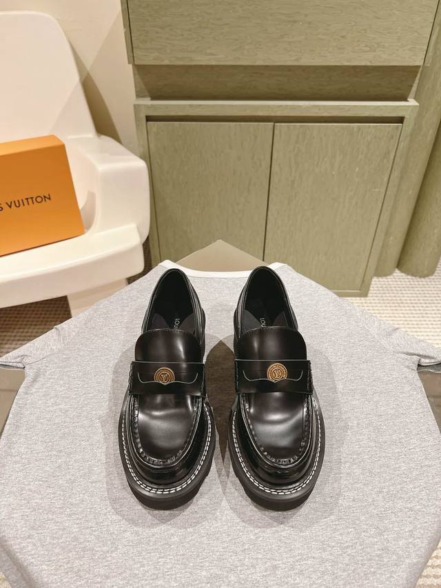 225 Lv Louis Vuitton 25 S Early Spring Runway Show Latest Boutique Open-Edge Bea